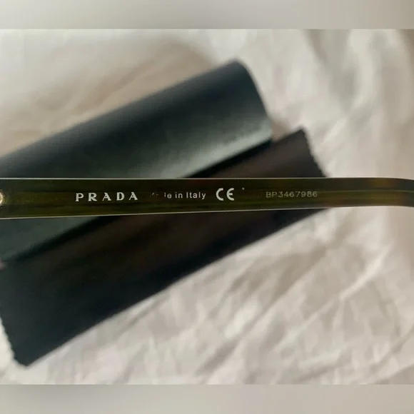 VINTAGE🇮🇹PRADA GLASSES🇮🇹 - Picture 4 of 15
